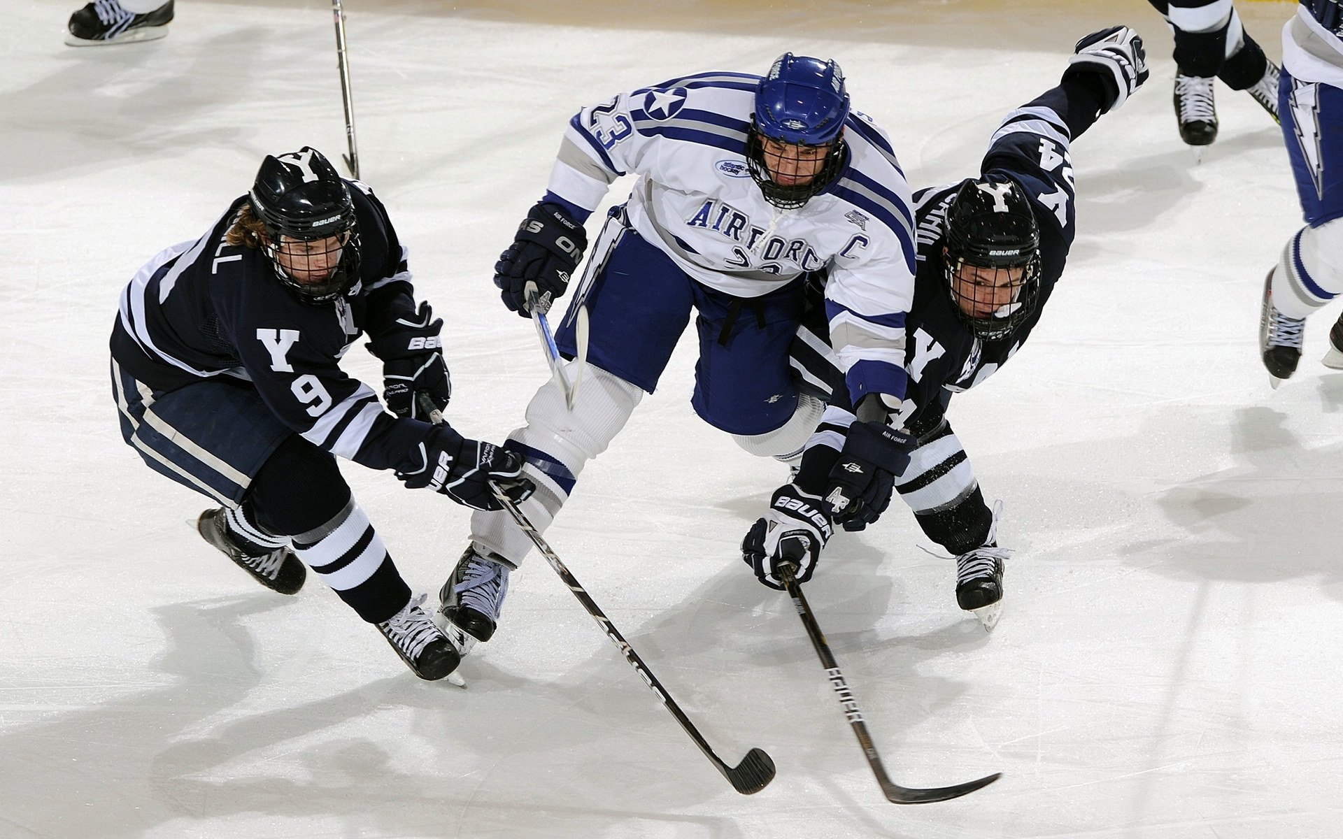 全国青少年网球挑战赛选手突破自我，2021年青少年网球比赛赛事